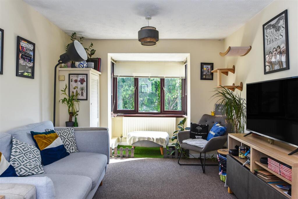Sitting Room / Diner
