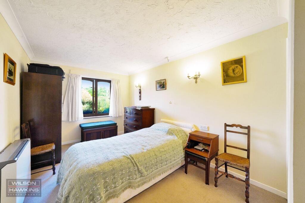 6 Hanbury Court, Northwick Park Road - EH29y5R8rXE