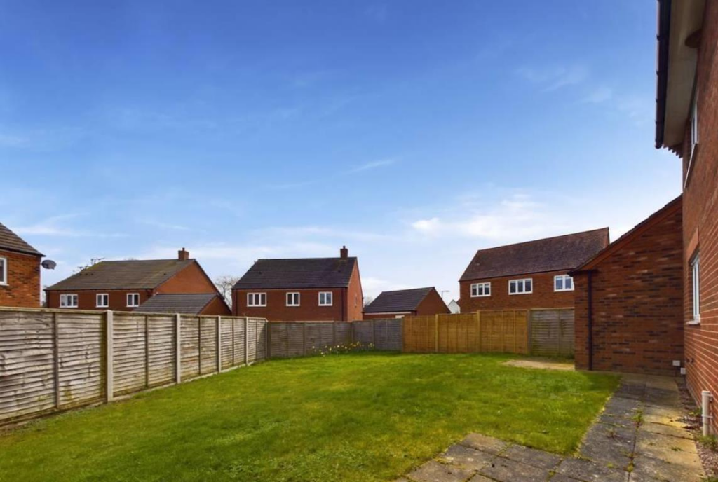 Screenshot 2025-04-29 163035.png