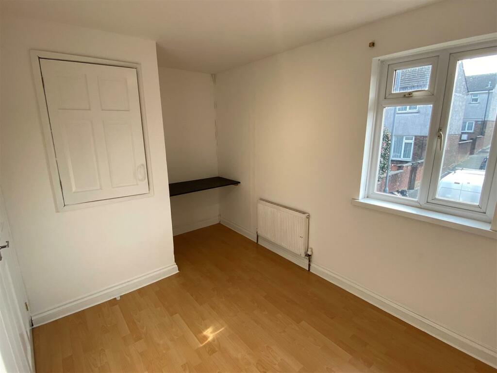 96 Trelawney Parc Bedroom 2