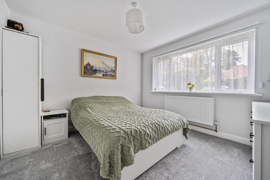 13618142168de4ff57e8bd