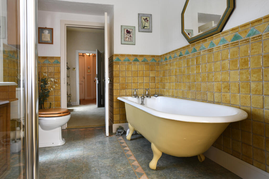 Broomrigg Mansion House, Holywood, DG2 0RJ - Braid