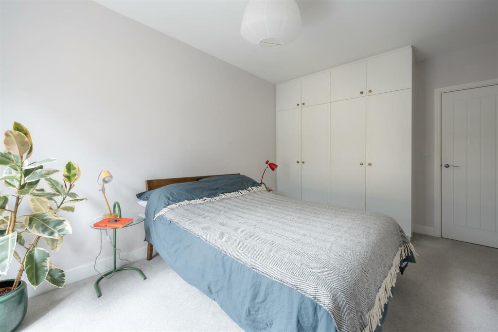 Hoffmans Road E17