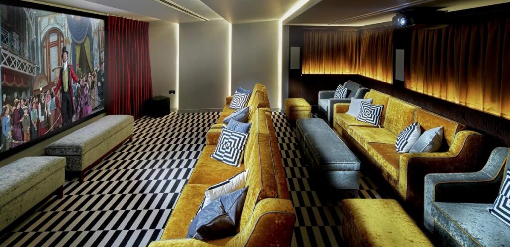 Screening room-4000