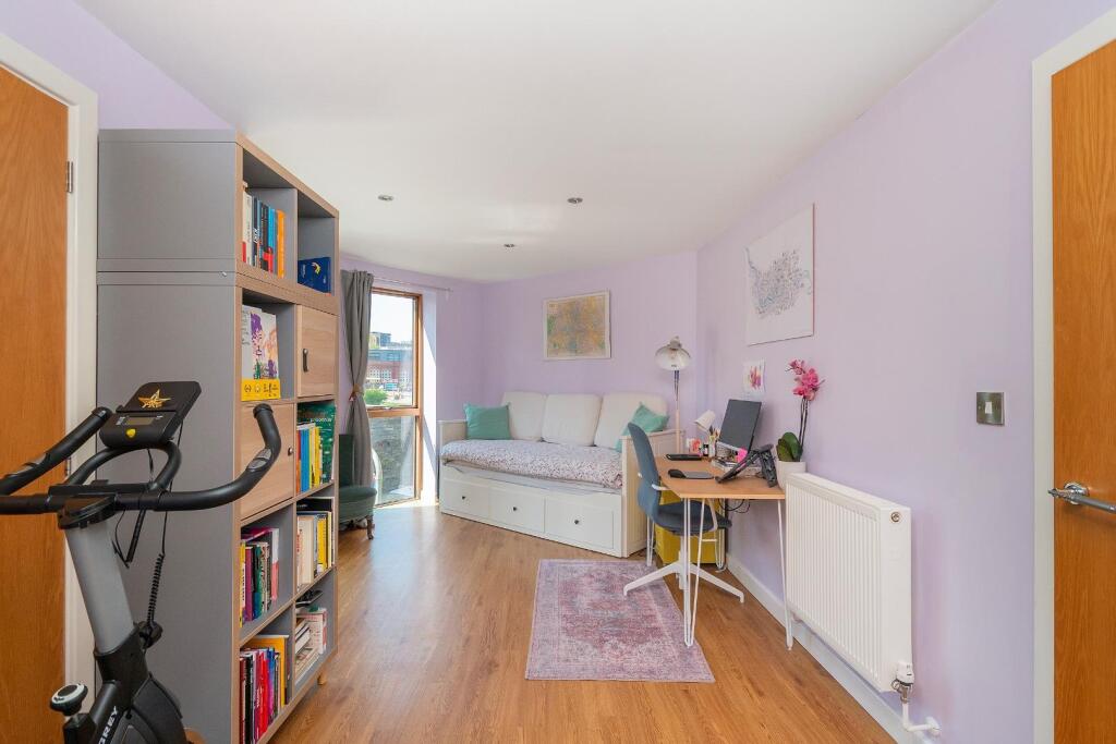 0C6SBV - Bedroom E.jpg