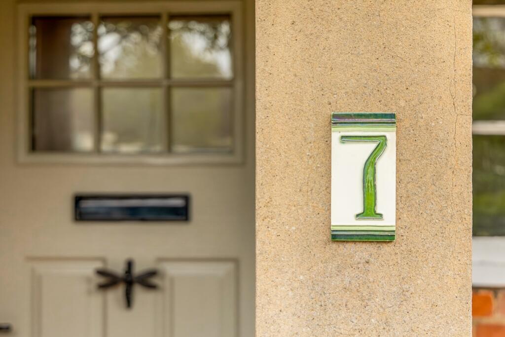 7 Westwood Close (Lincoln)-11