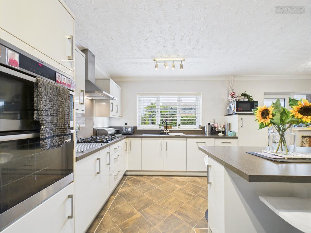 Kitchen Breakfast Room