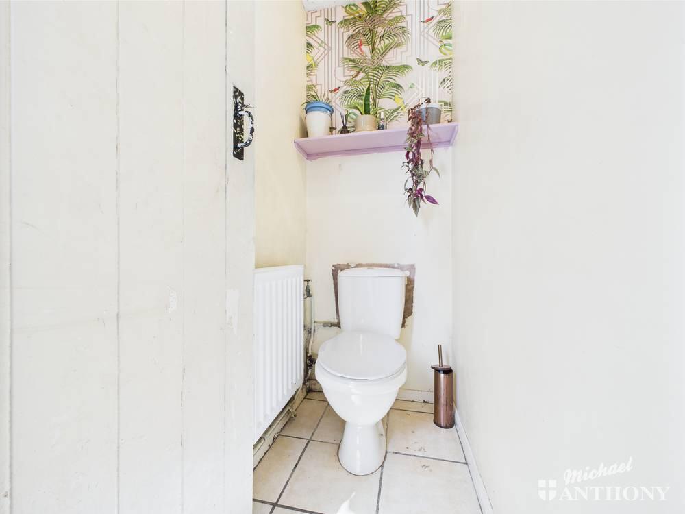 CAM02773G0-PR0287-STILL014-thumbnail-h750-70