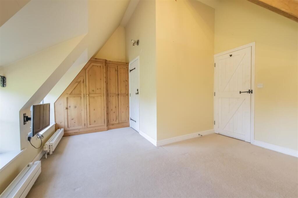 Home_15.JPG