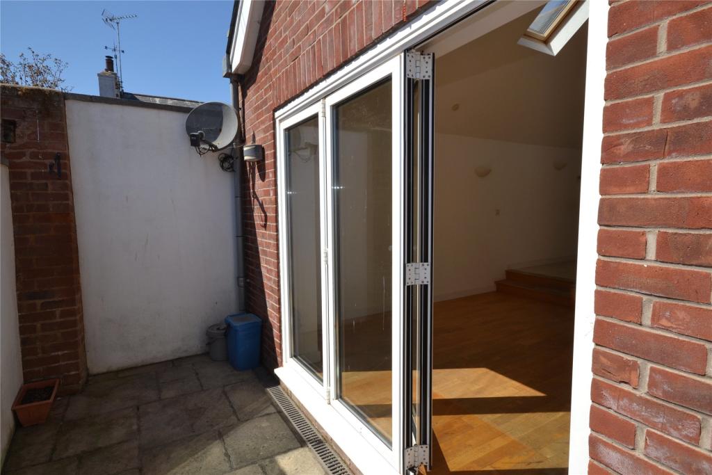 Rear Courtyard