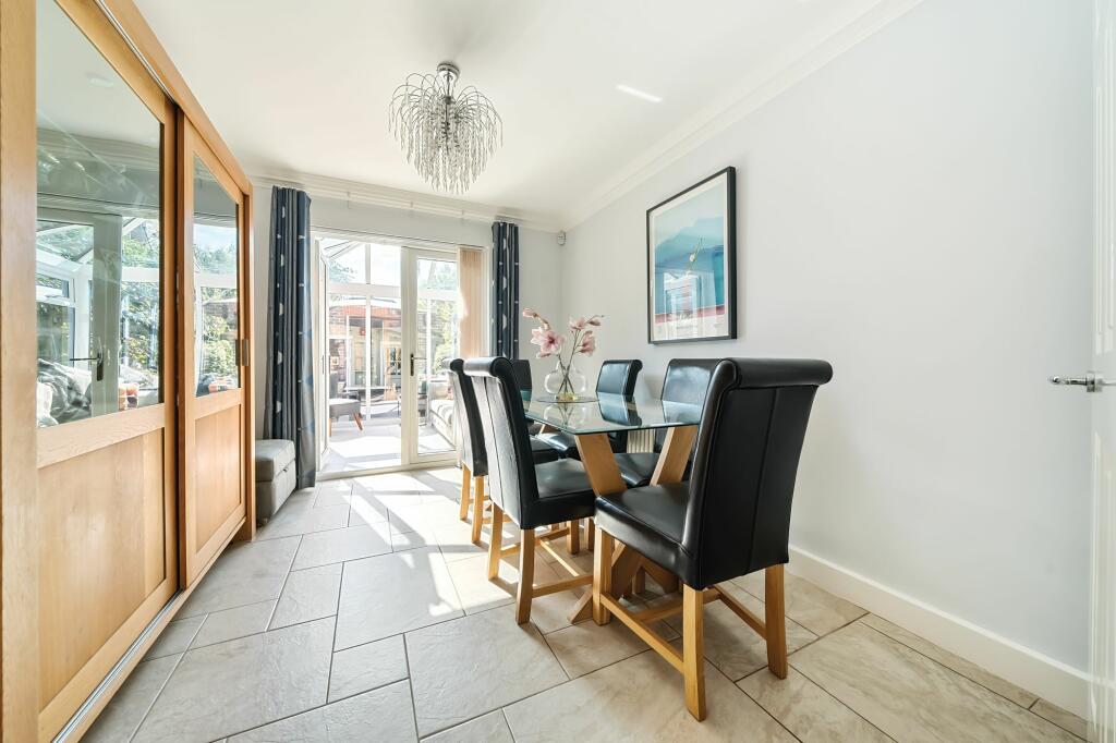 Dining Room (1)