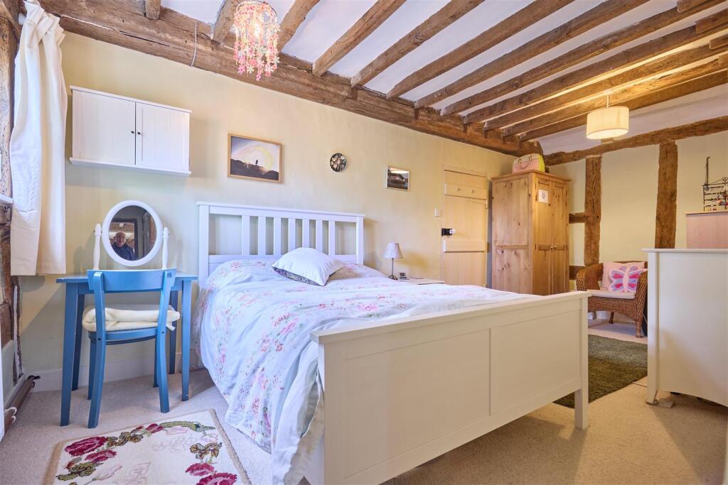 26-27 Upper Street 54.jpg