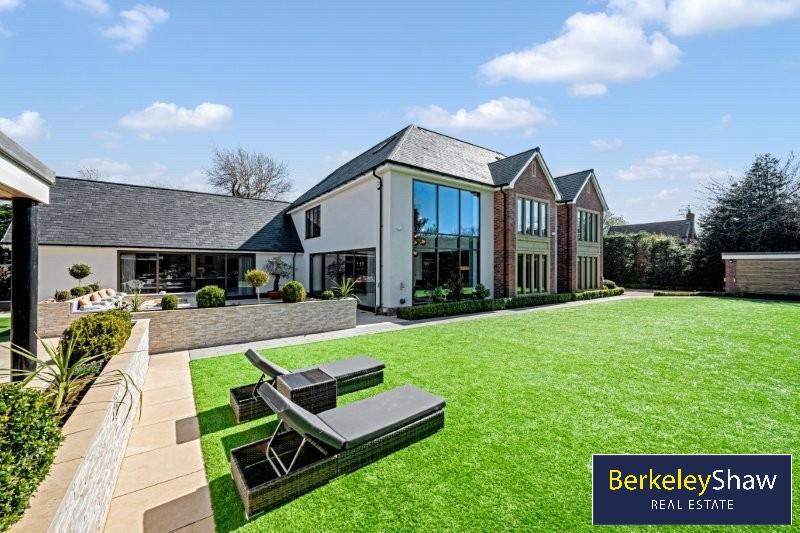 aae93cfc--4769-A986-F67629FF6404-41112-000005DB743