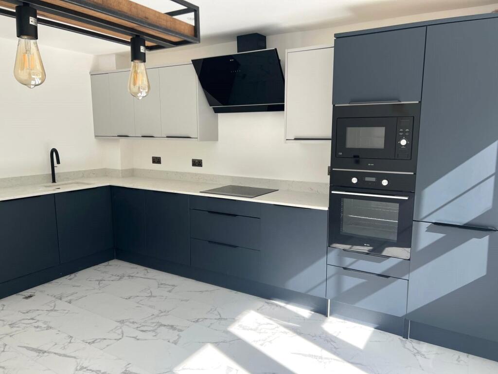 11 Kitchen