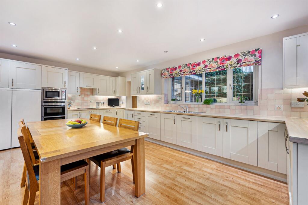 Kitchen Breakfast Ro