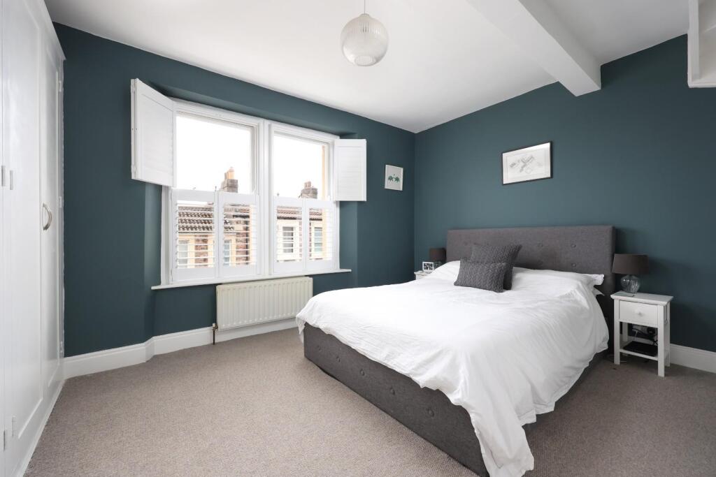 7 Southernhay Avenue 26.JPG