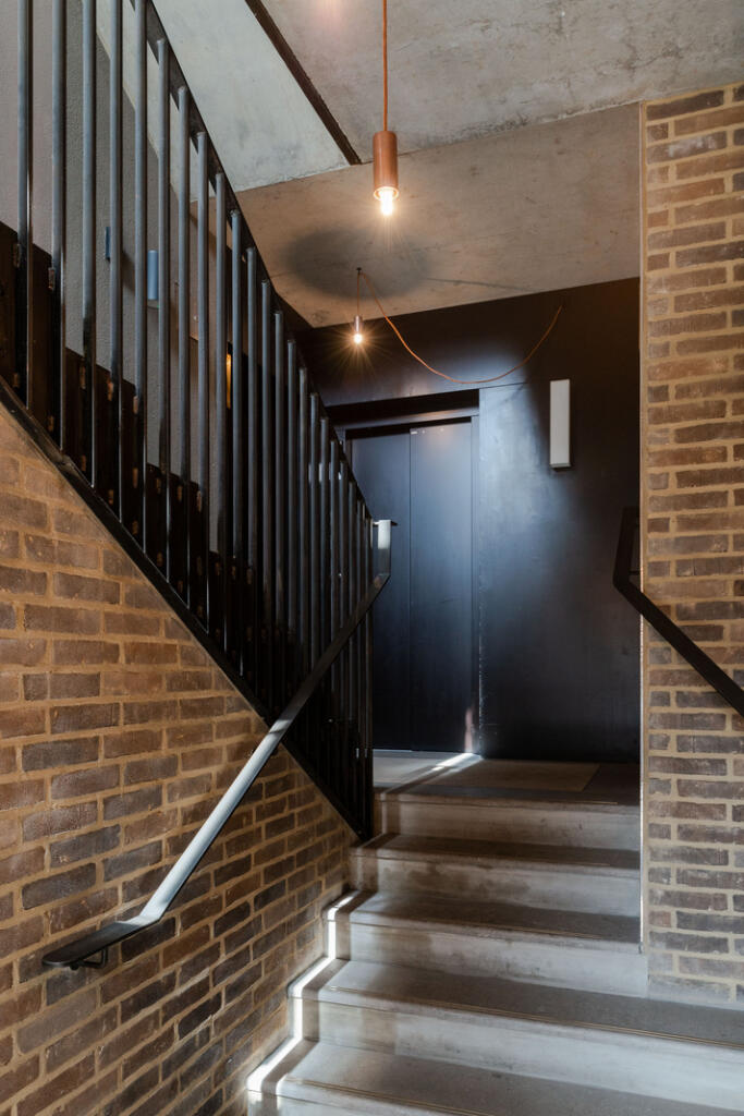 44359 - WENLOCK ROAD_The Modern House (3).jpg