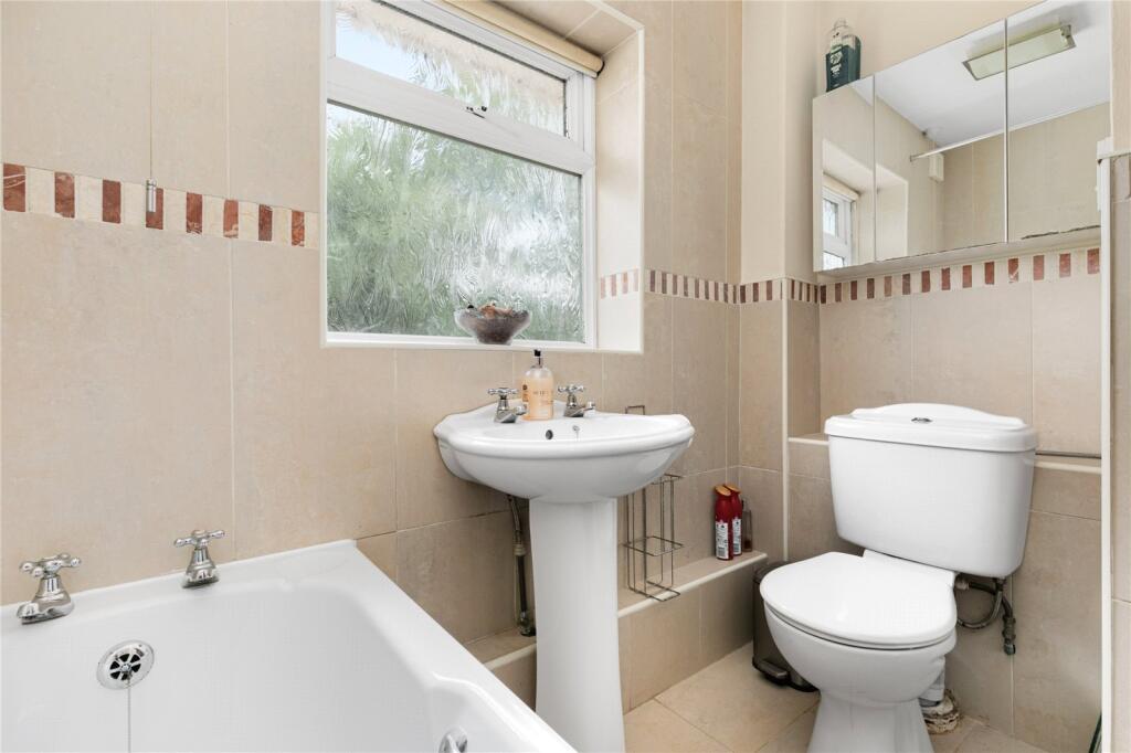 Jack &amp; Jill En-Suite