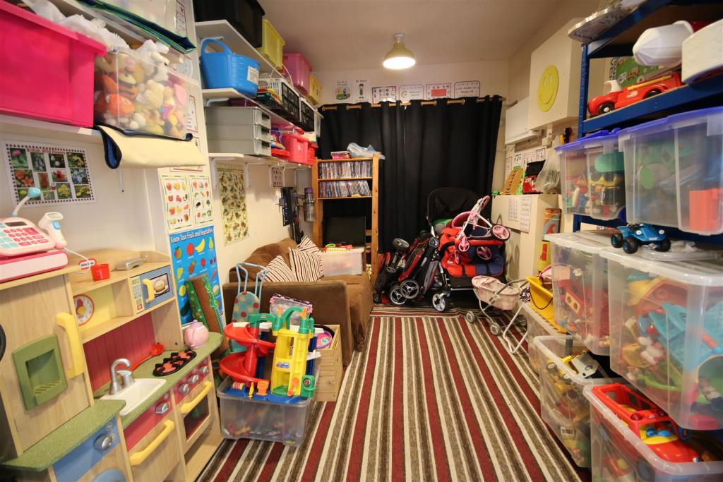 garage.JPG