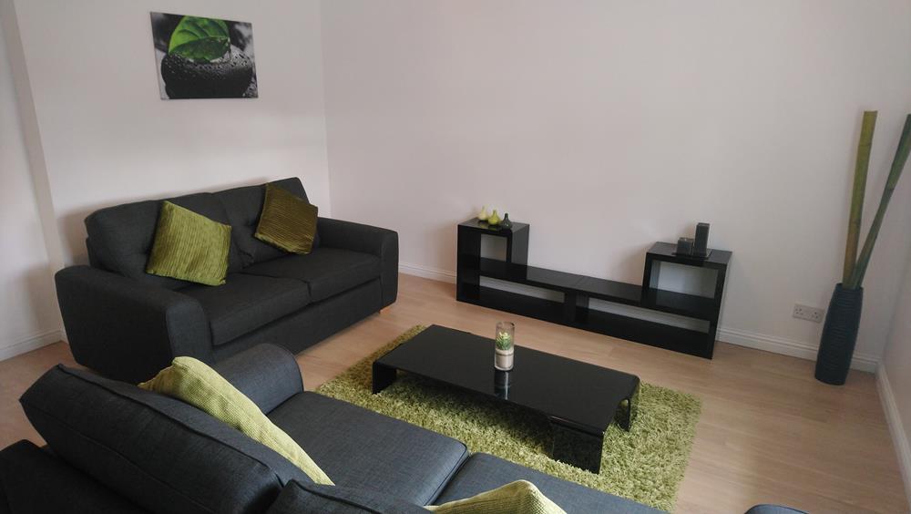 Lounge 1