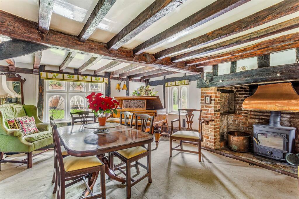 Barley Close Cottage 322106  (9).jpg