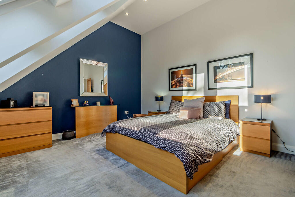 8634681-interior1...