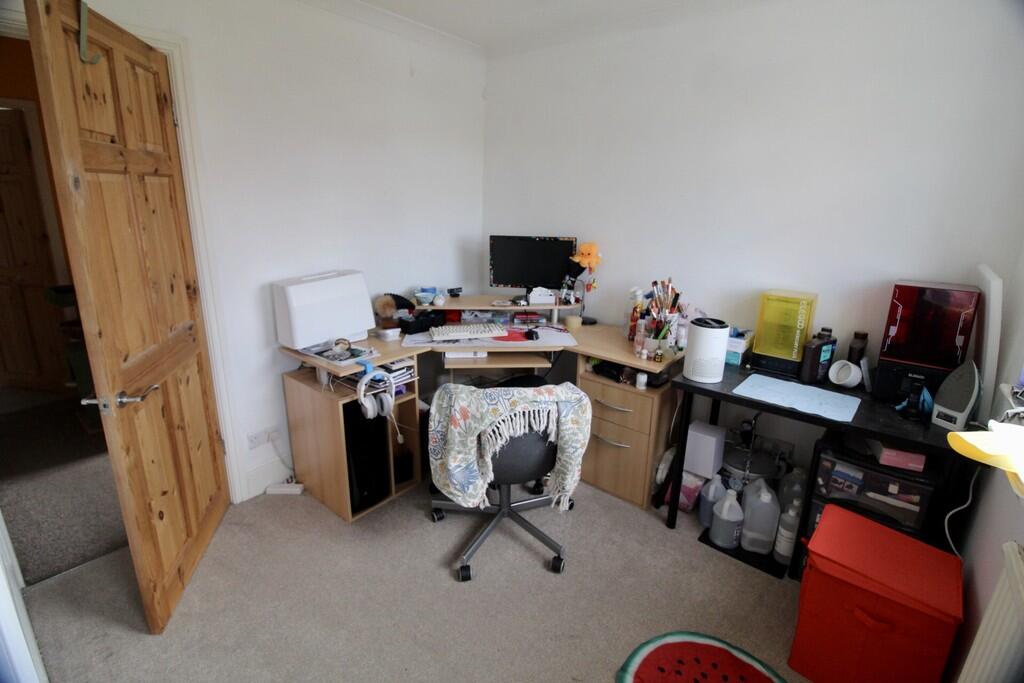 9B59ECE1-4F85-41A...