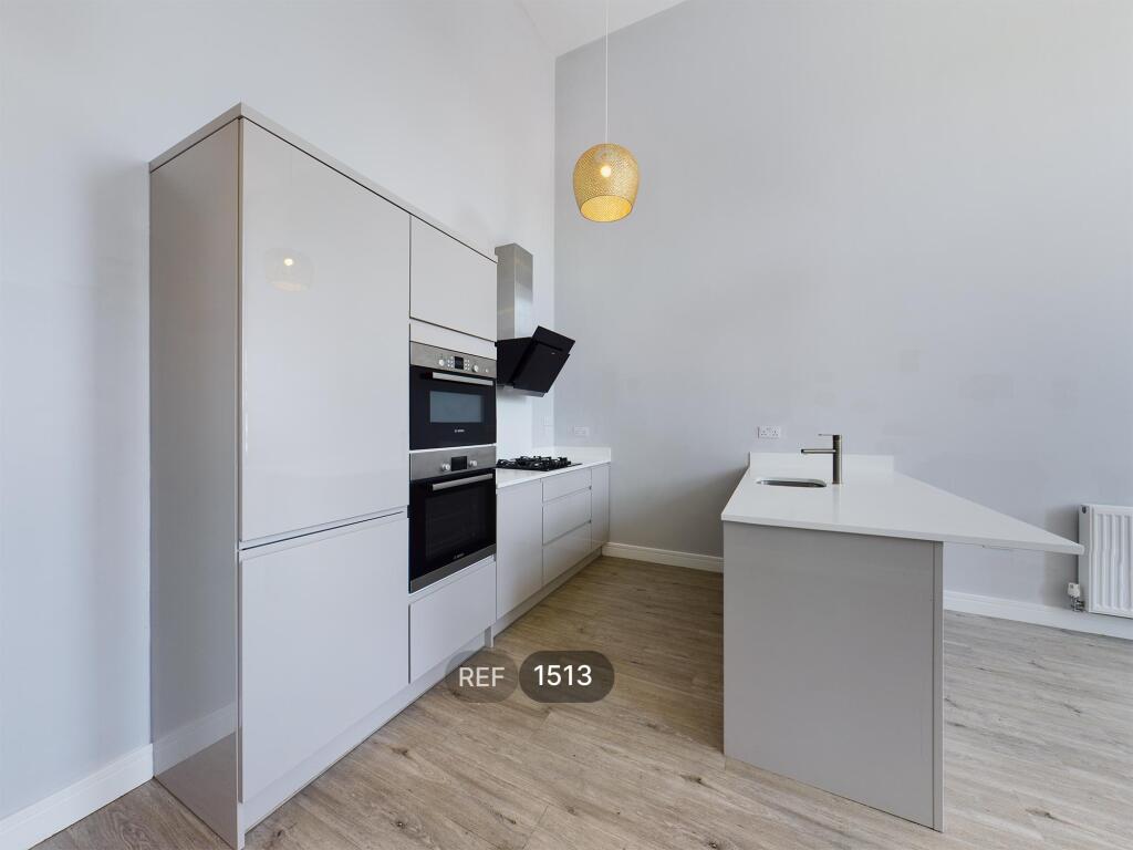 Kitchen/Living area
