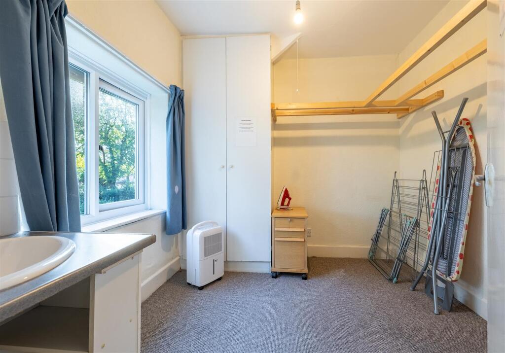 16 Kenilworth Place_11.jpg