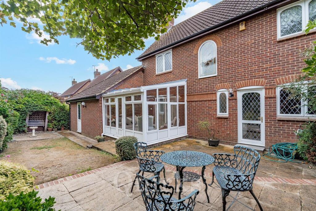 20 Coopers Drive-HR11.jpg