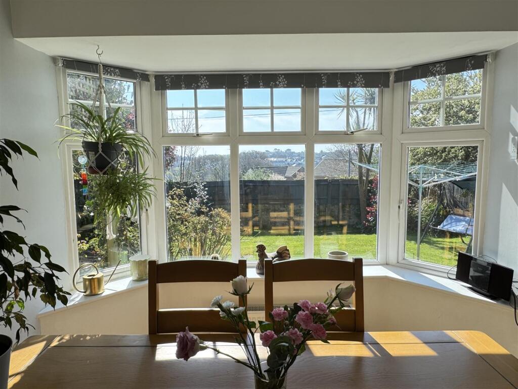 Dining Area View To Rear