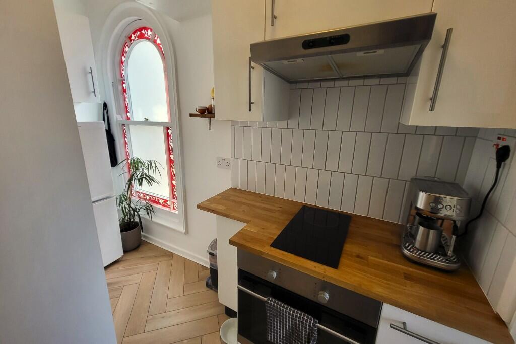 Kitchen (2)