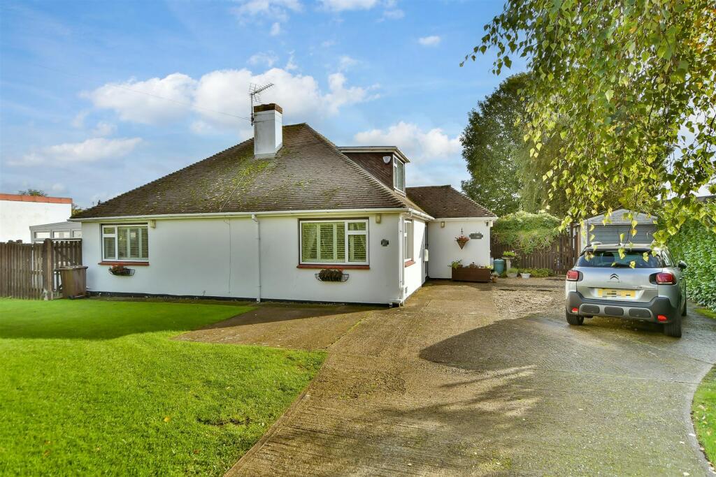 Driveway/Parking
