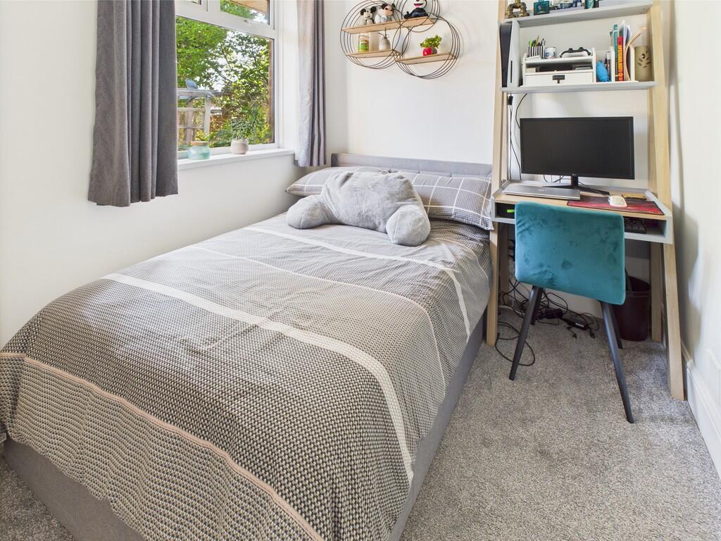 CAM05068G0-PR0016...