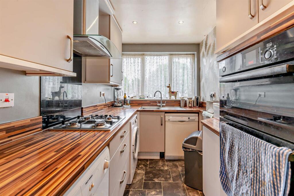 8651799-interior08-800.jpg
