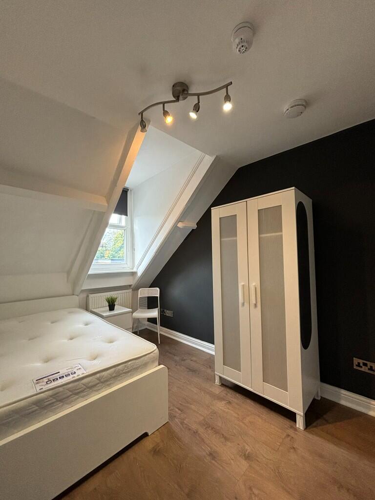 Room 6