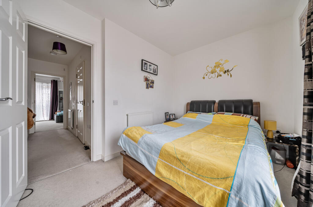 1339924-12-68a749...