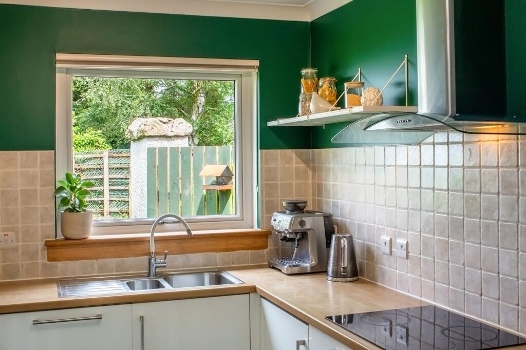 Dining kitchen