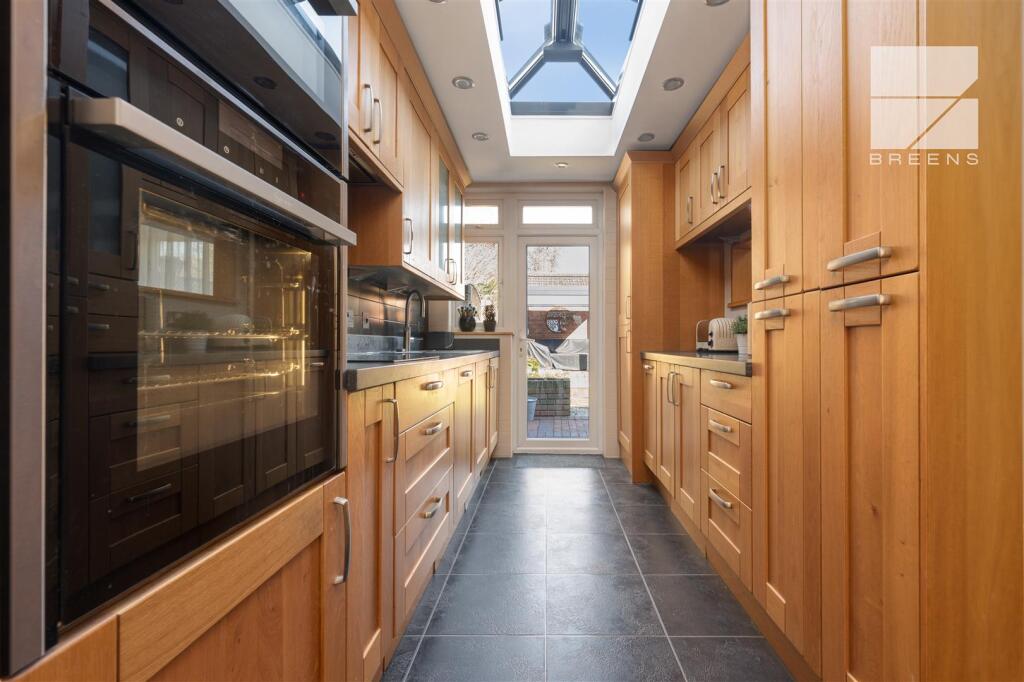 58 Cherrydown Avenue_0015.jpg