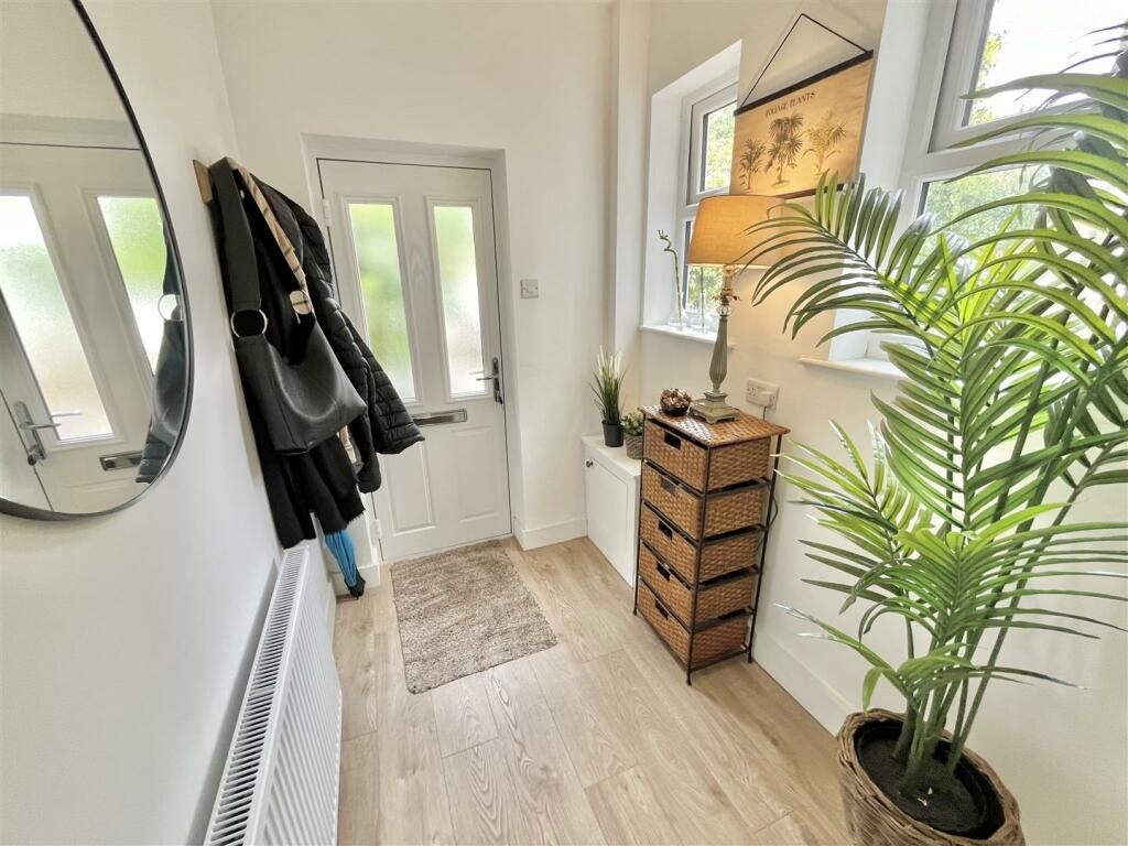 Entrance Hall Aspect 2