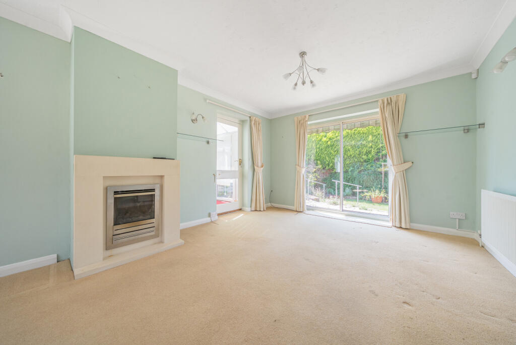 1305051-11-684c3b...