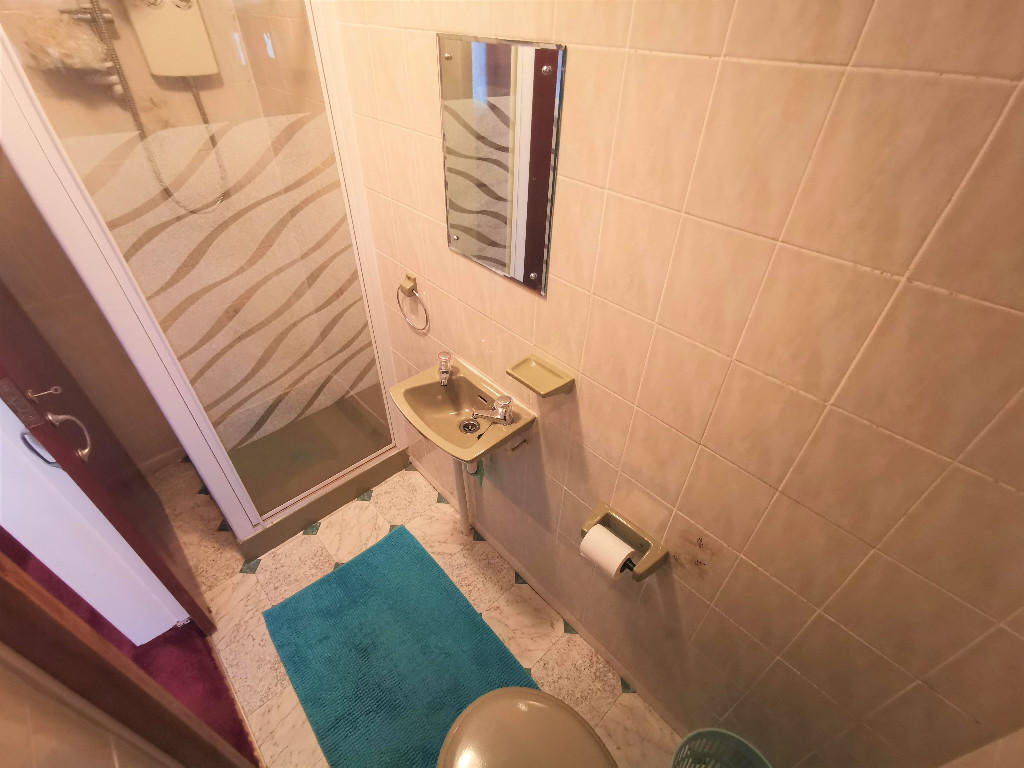 Grond Floor Bathroom