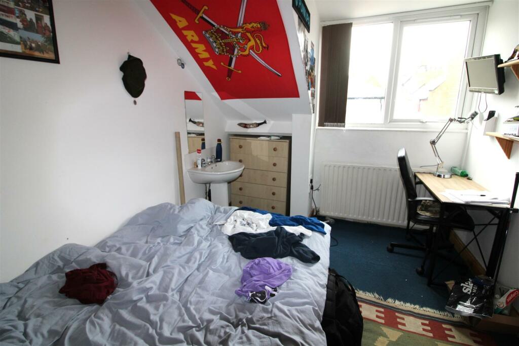 Bedroom 5