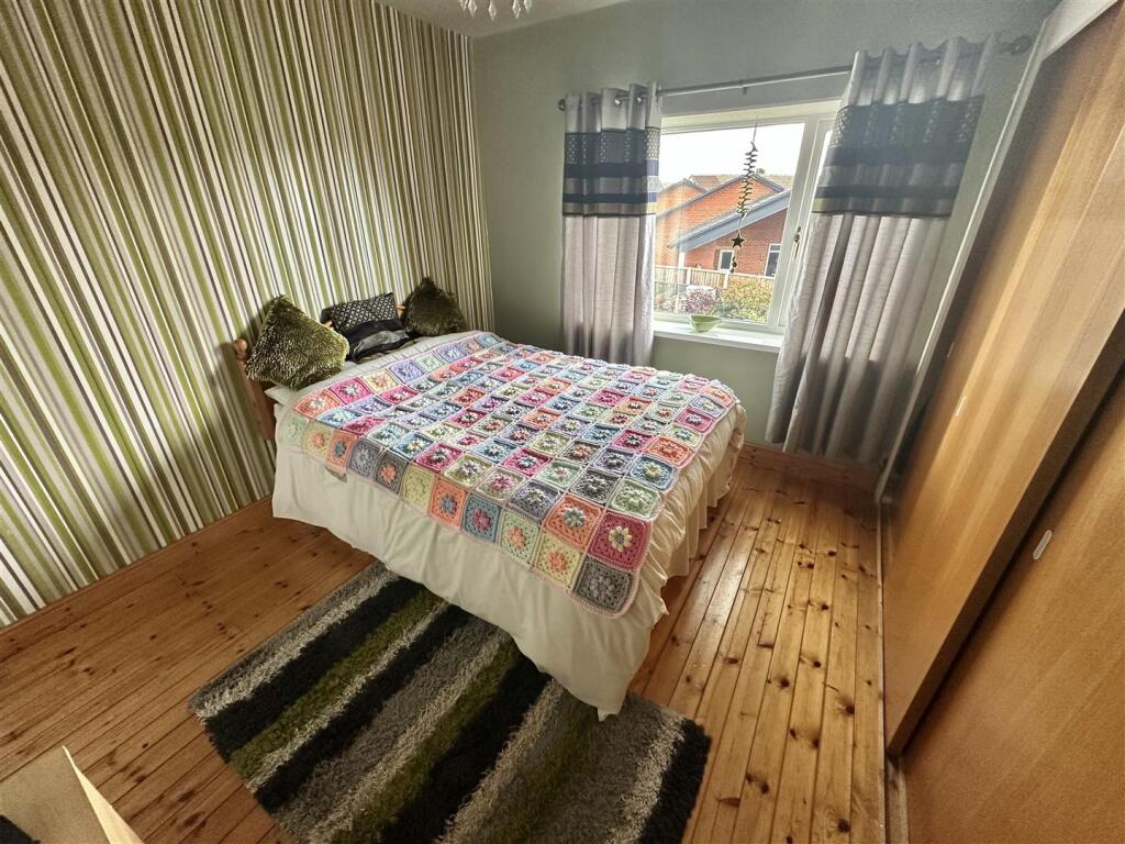 Bramleys Estate Agents - Curwen Cresent - Heckmond