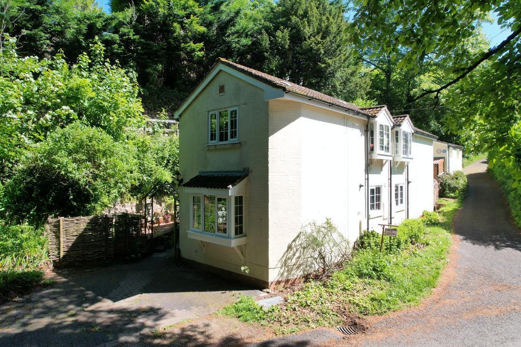 Coachman's Cottage &amp; parking for one