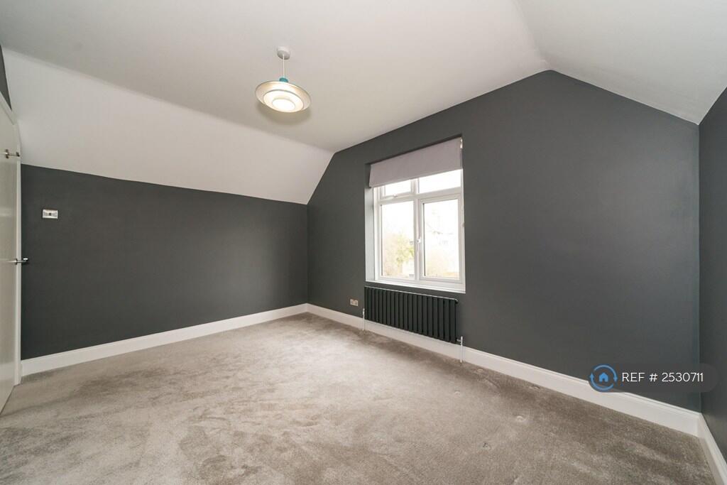 Double Bedroom 2