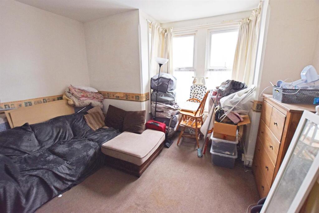 first floor flat lounge