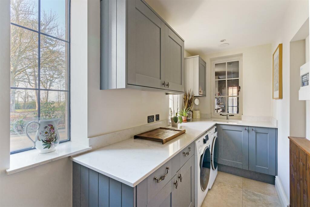 The Old Vicarage 312451- (12).jpg