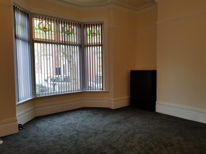 33 Bairstow Street - 7 Bed