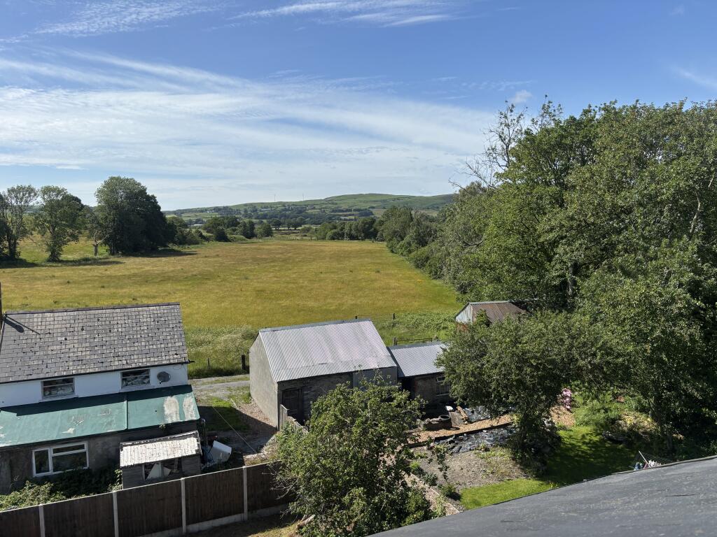 VIEW TO REAR FOR FRONT PAGE T202507111601.jpg